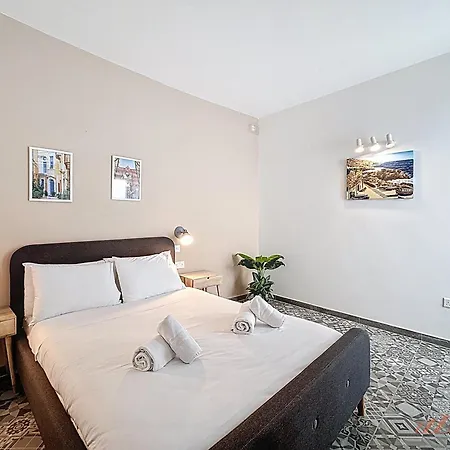 Chic 4br Maltese Gem With Game In *