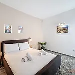 Chic 4br Maltese Gem With Game In *