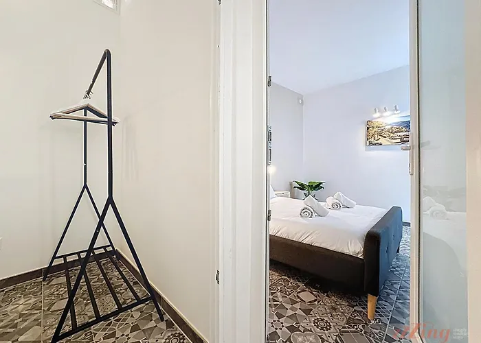 Vakantiehuis Modern Maltese Gem With Game Cellar Siggiewi