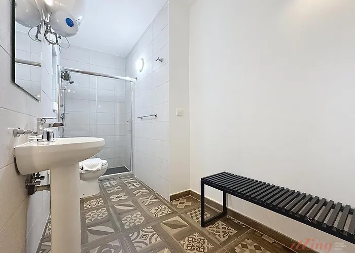 Vakantiehuis Modern Maltese Gem With Game Cellar Siggiewi